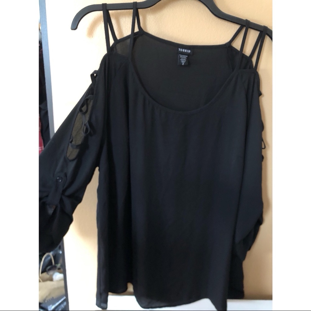 Torrid Women’s Black Cut Out Long Sleeve Blouse